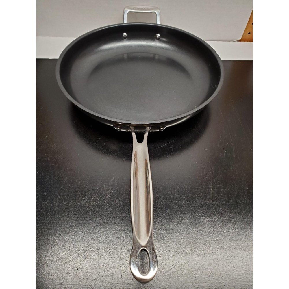 Cuisinart 12 Inch Skillet with Helper - Model #722